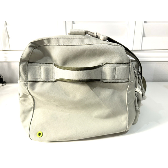 Nike Utility Power Graphic Training Duffel Bag DO6612-230 31L Stone - Picture 8 of 14